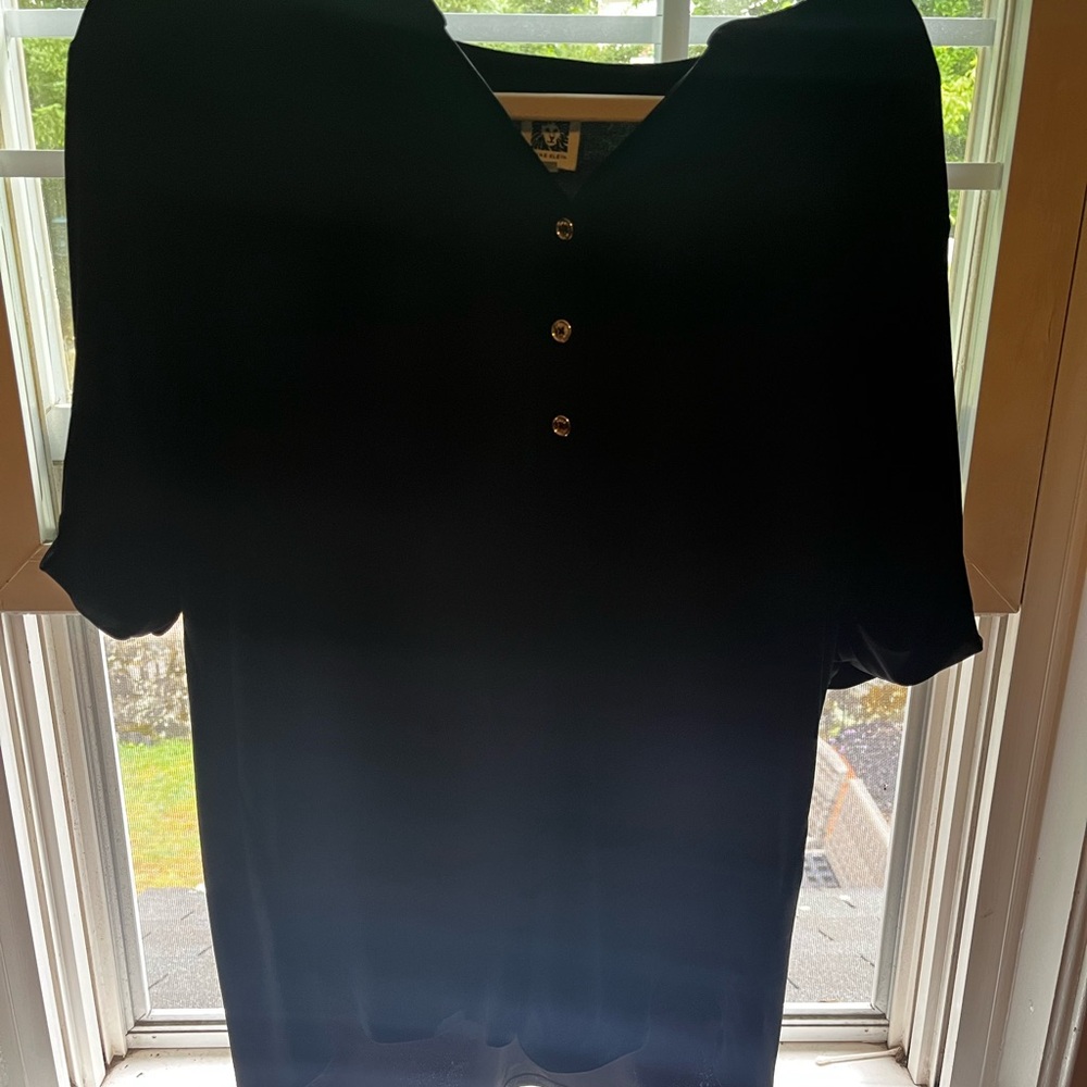 Cute comfy flowy shirt!